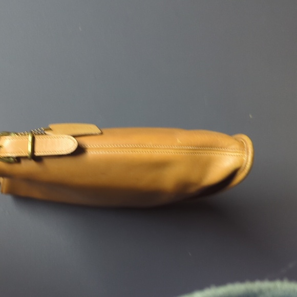 Vintage Coach Equestrian Bucket Bag - Picture 4 of 8